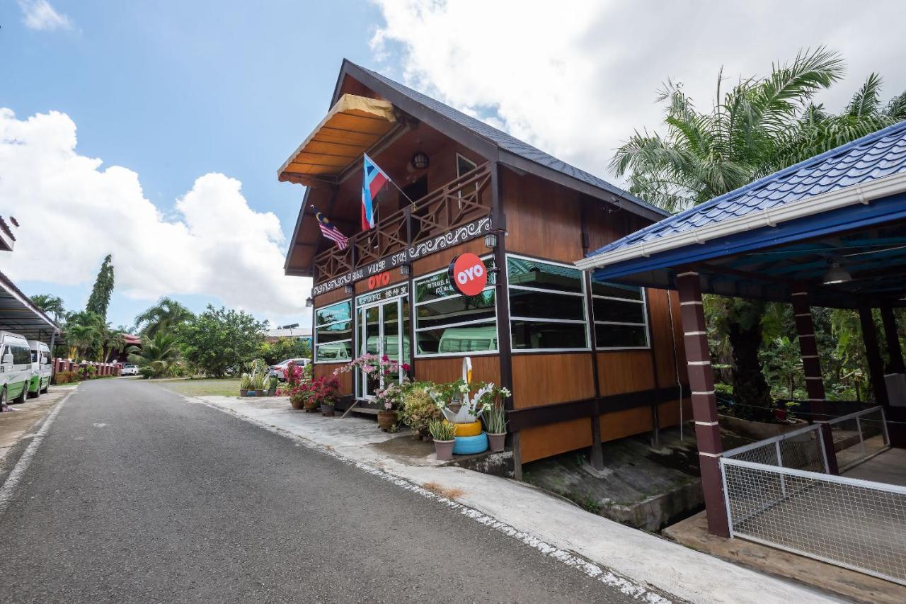 OYO 90166 Bubul Village Stay Semporna Exterior foto
